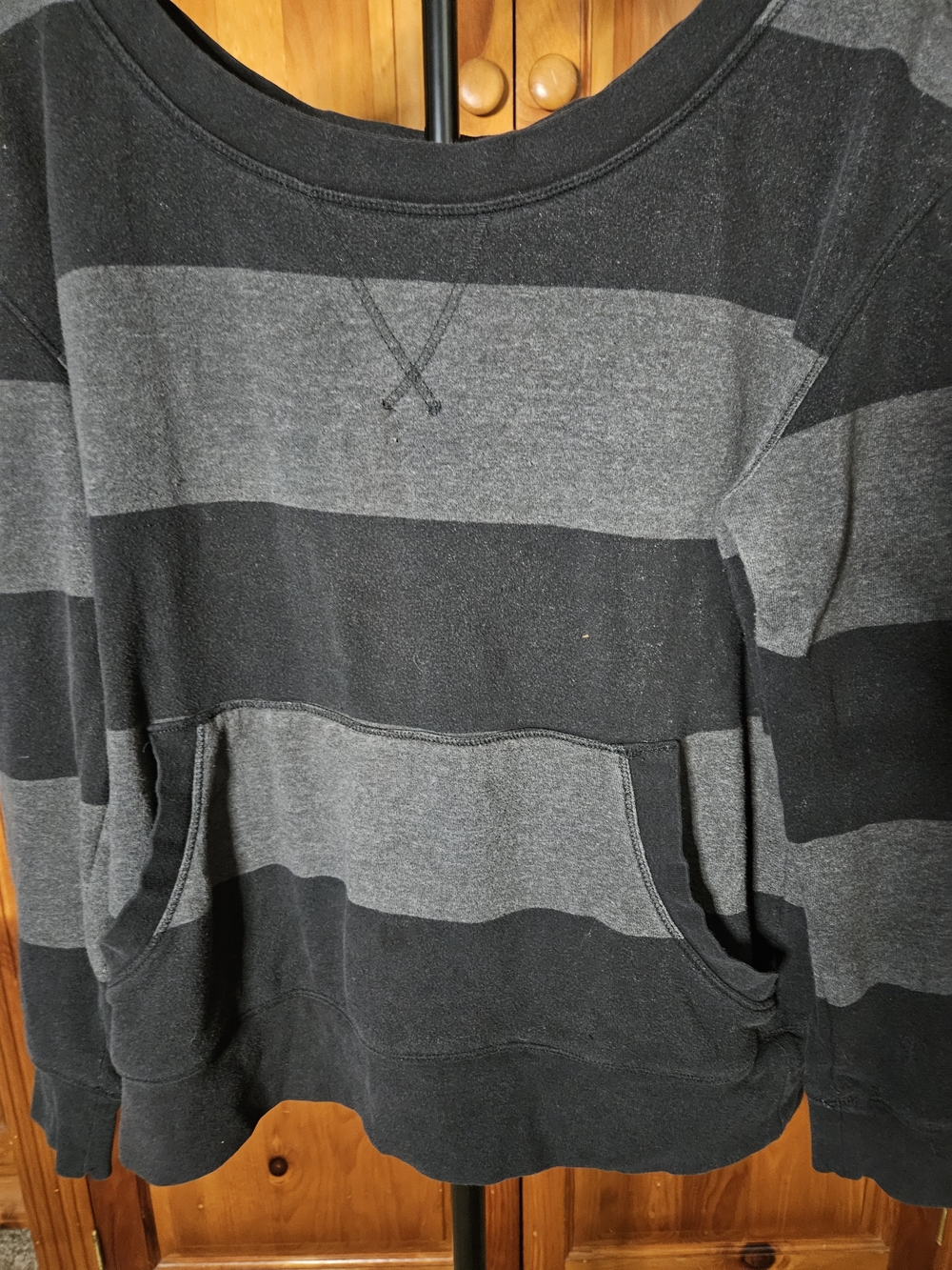 Empyre Black & Gray Striped Pullover Hoodie Vintage - Picture 3 of 4